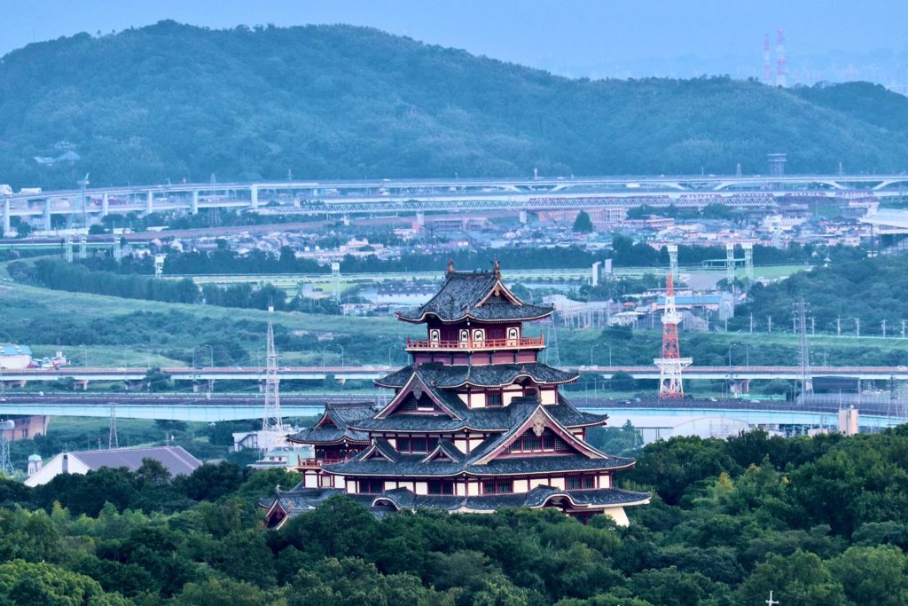 大岩展望所からの伏見桃山城
